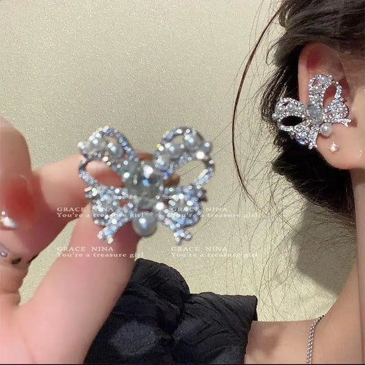 Full diamond butterfly ear cuff for women without pierced ears, light luxury earrings, elegant style ear cuff AQP-STORE