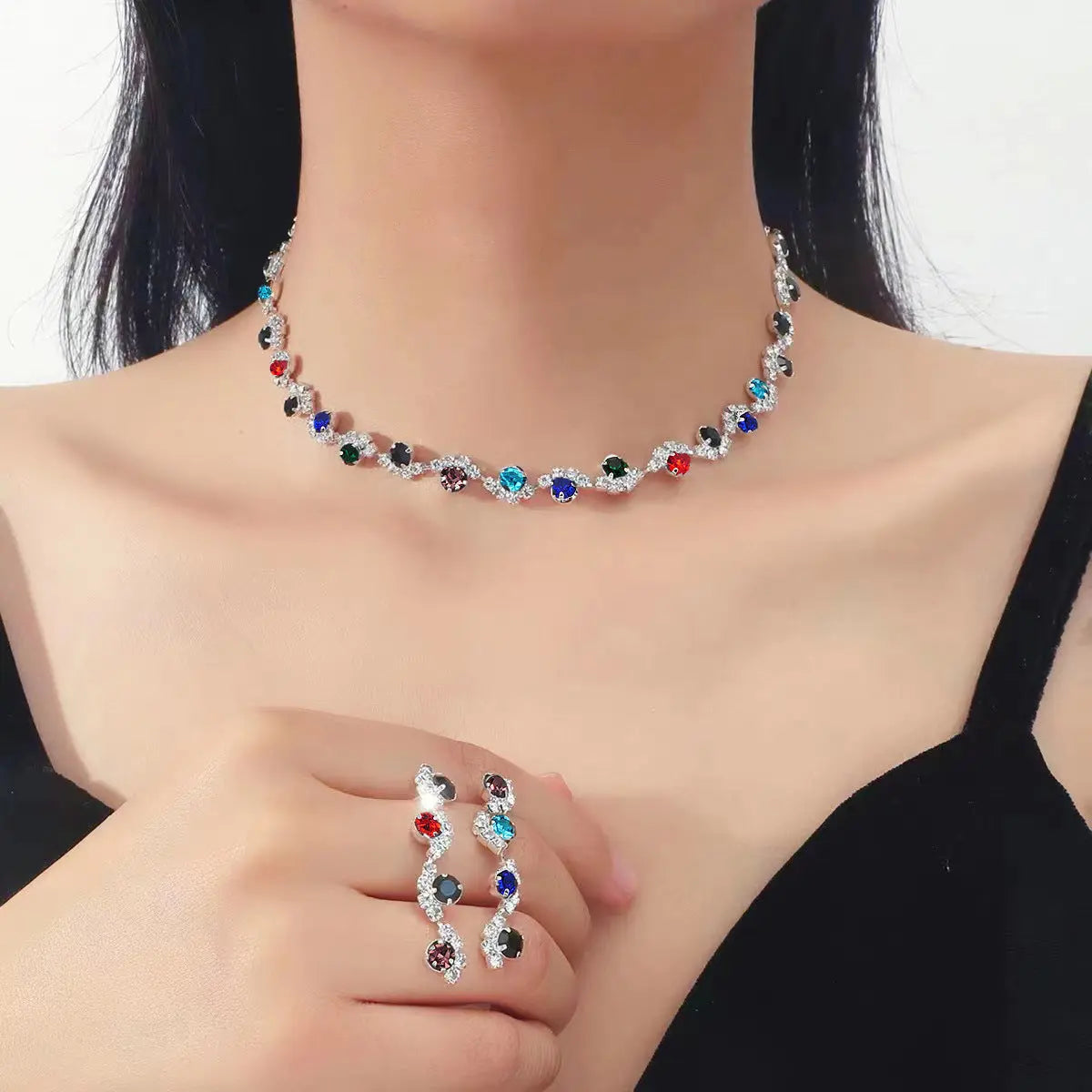 Exquisite colored rhinestone necklace earring set, simple and versatile collarbone chain neck chain dress accessories AQP-STORE